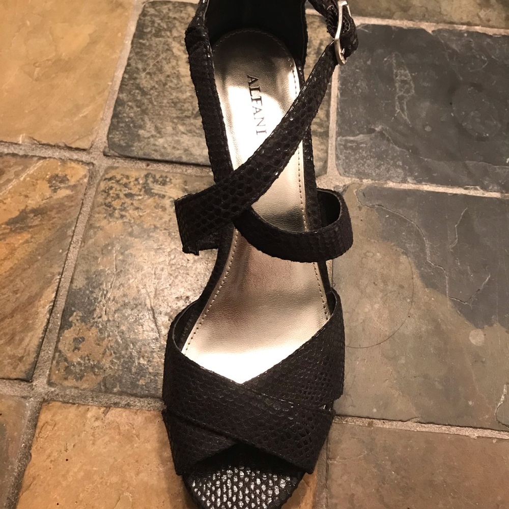 Alfani black wedge sandals